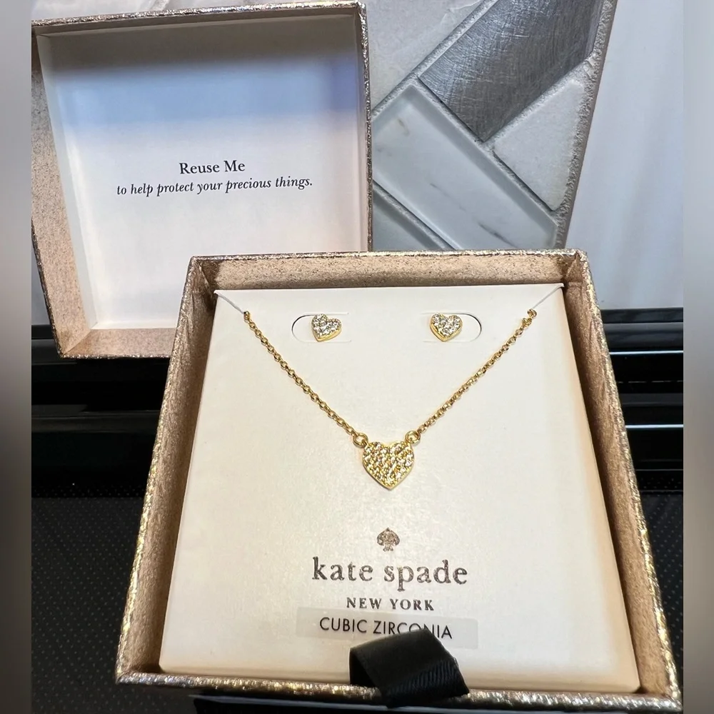NIB Kate Spade Yours Truly Pave Heart Mini Pendant Necklace and Stud Set
